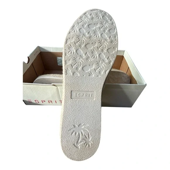 Esprit Women's Cream Crochet Tan Espadrille Slip-Ons Size 8.5 NWT Cruise - Picture 2 of 3